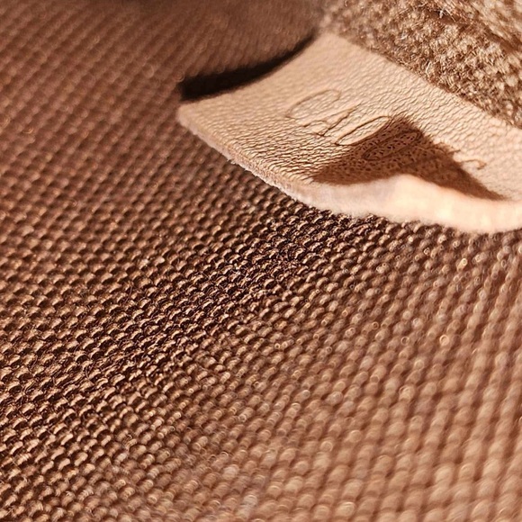 New LOUIS VUITTON POCHETTE, wristlet - Picture 4 of 11